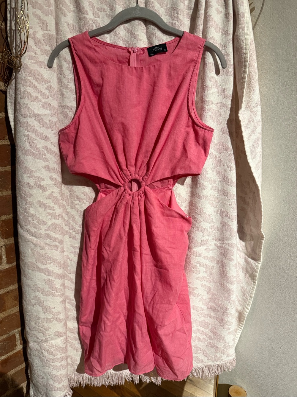 NWOT Cute Pink Midriff Cutout Minidress